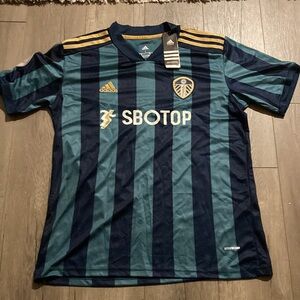 Adidas Leeds United 2020-21 away jersey